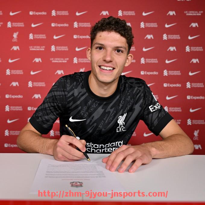 J9九游会登录入口-帕尔马足球俱乐部在意甲联赛中的表现分析