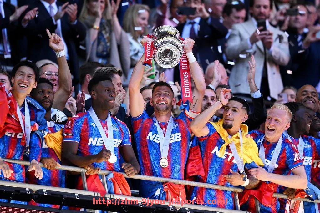 J9九游会登录入口-世俱杯各参赛门将传球精度对比及技术分析